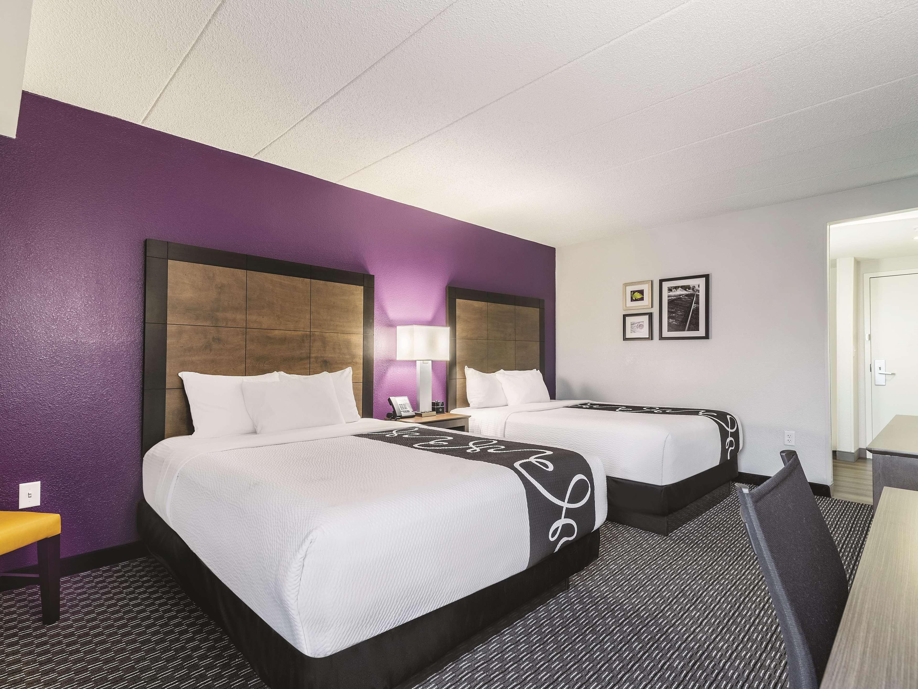 La Quinta By Wyndham Salem Nh Hotel Bagian luar foto