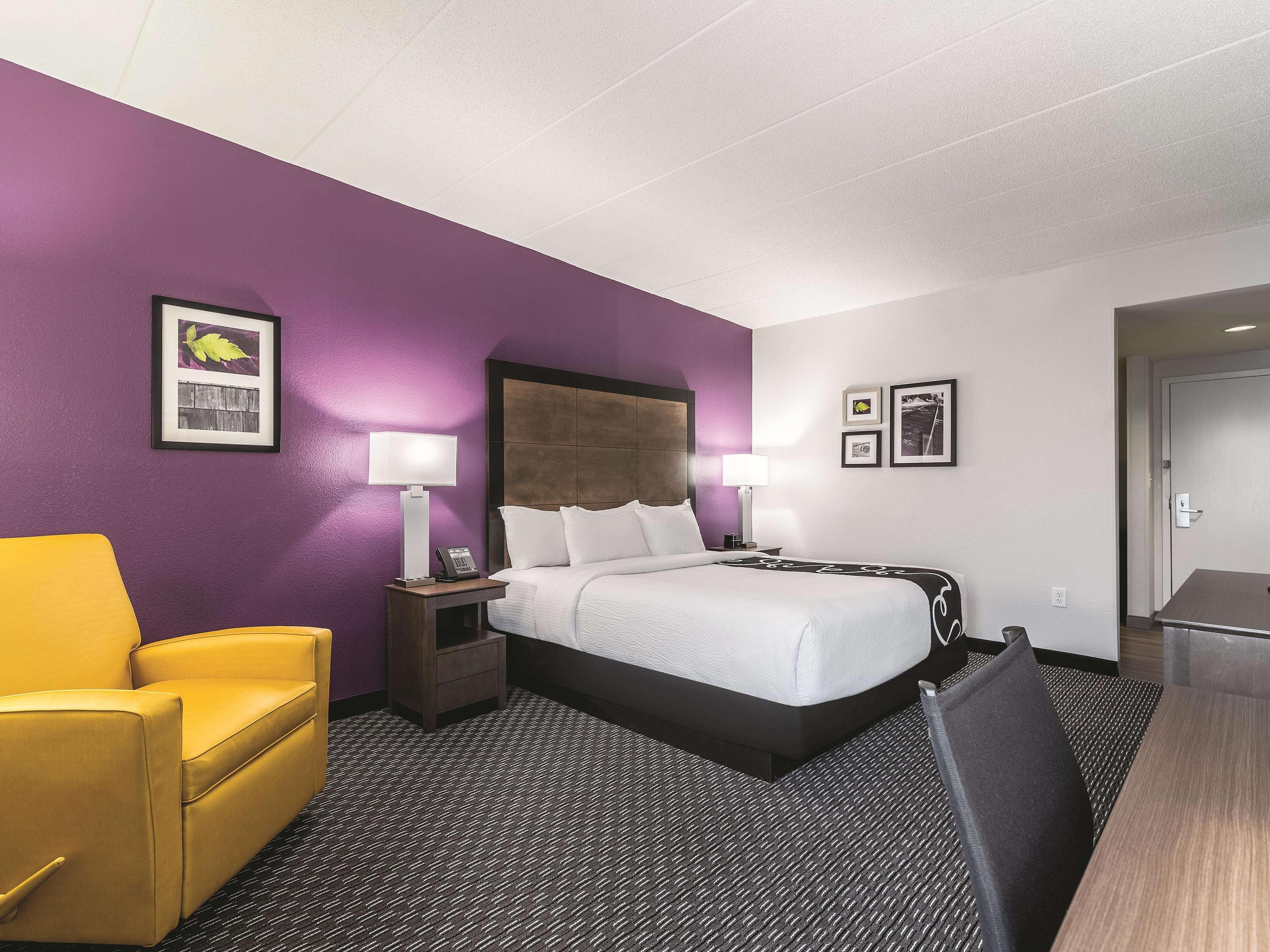 La Quinta By Wyndham Salem Nh Hotel Bagian luar foto