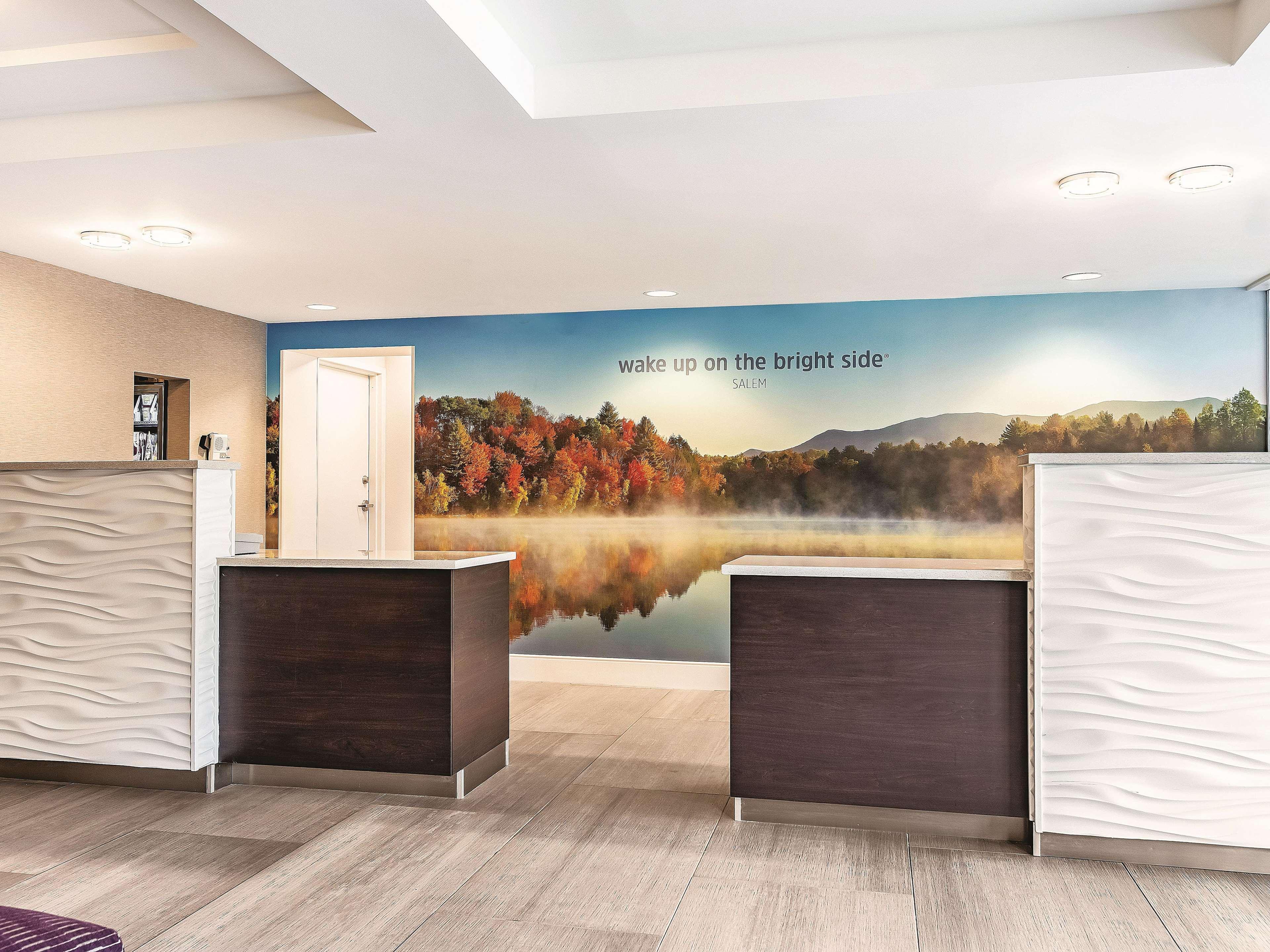 La Quinta By Wyndham Salem Nh Hotel Bagian luar foto